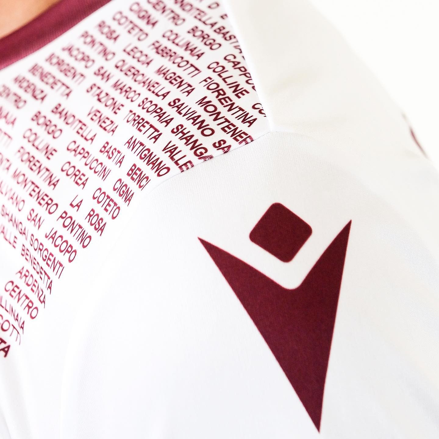 AS Livorno 2022-23 Away Kit