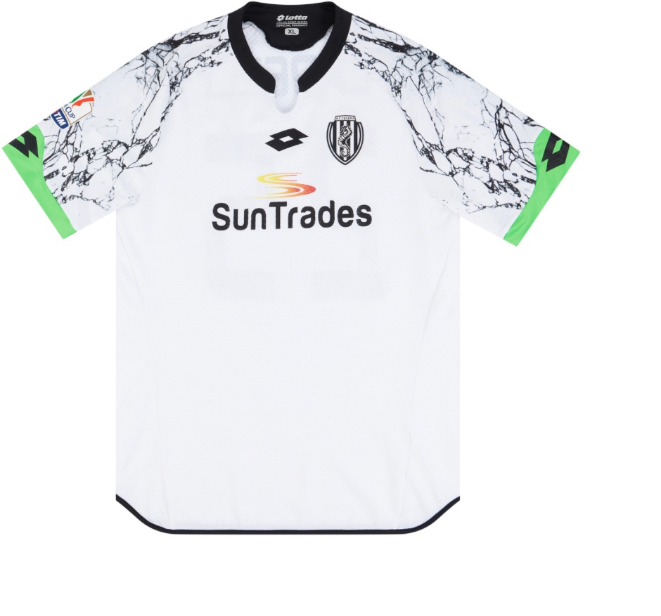 AC Cesena 2015-16 Home Kit
