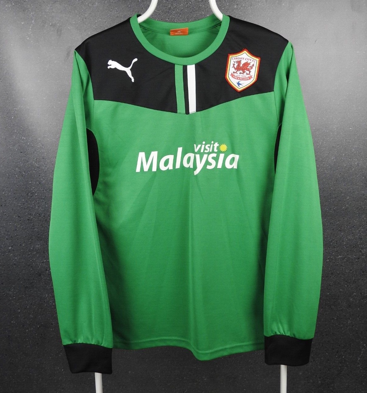 Cardiff City 2013-14 GK Away Kit