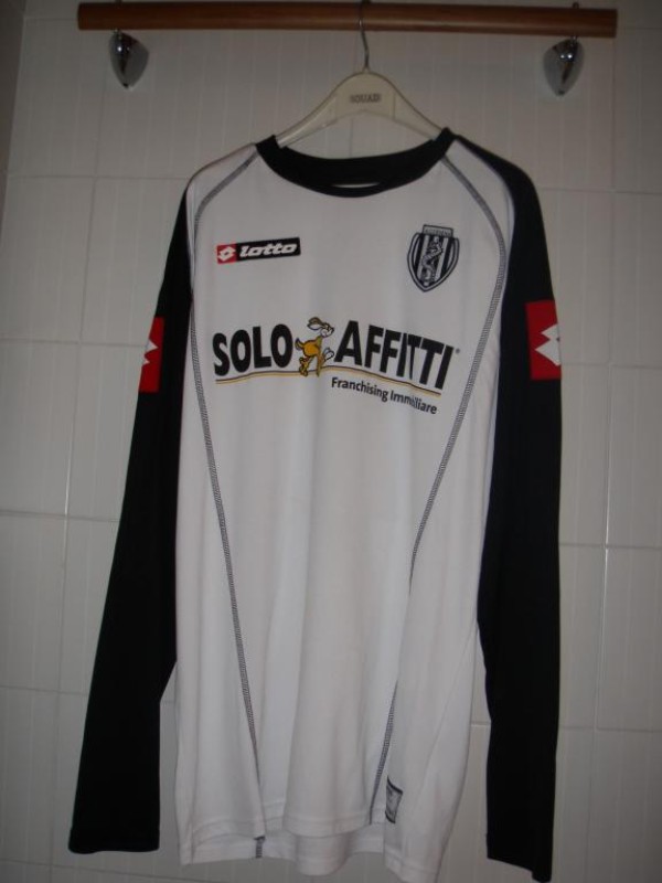 AC Cesena 2006-07 Home Kit