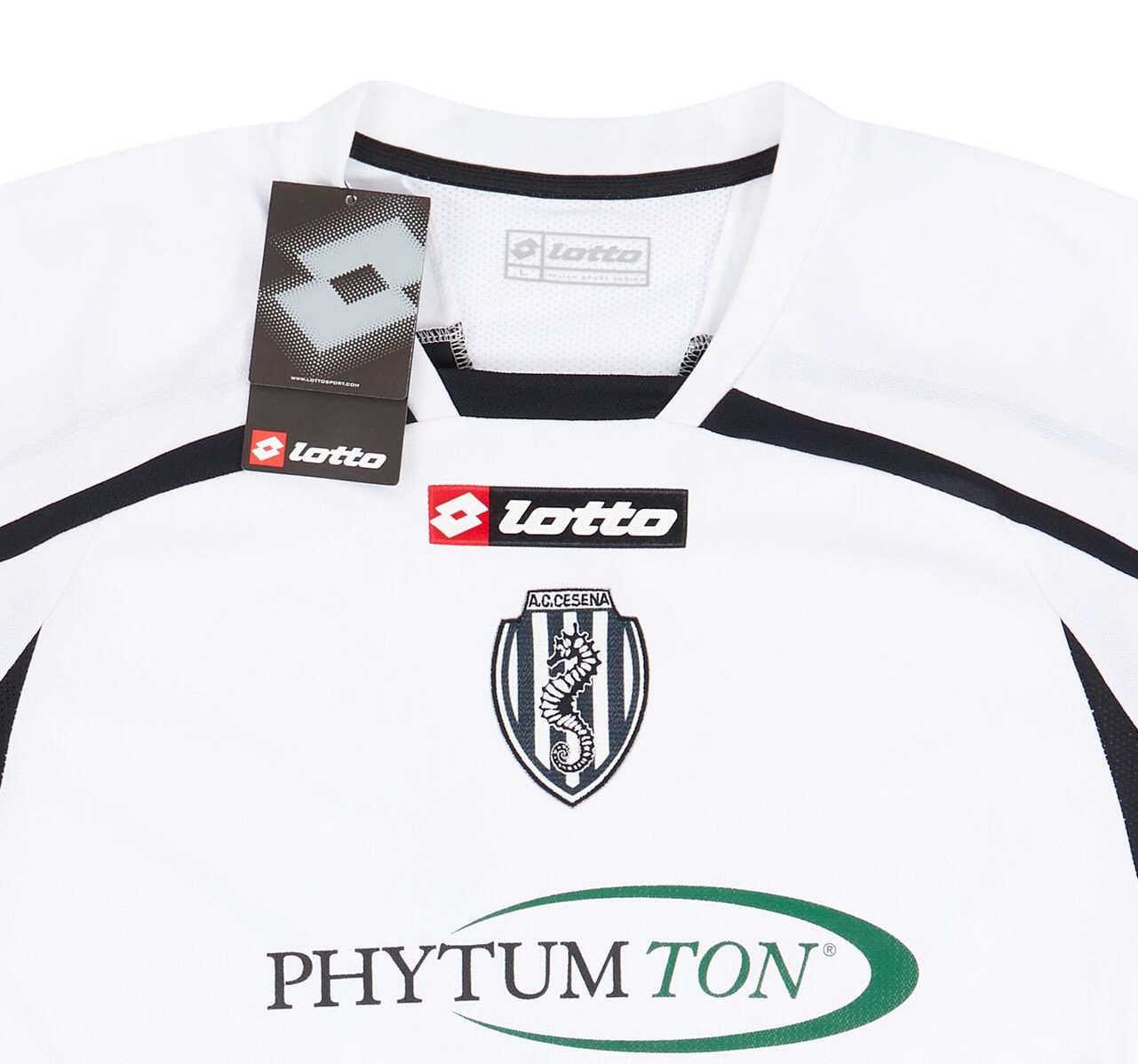 AC Cesena 2009-10 Home Kit