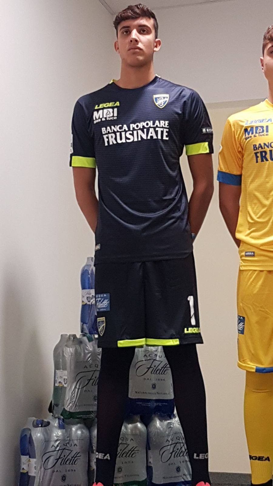 Frosinone 2017-18 GK Home Kit