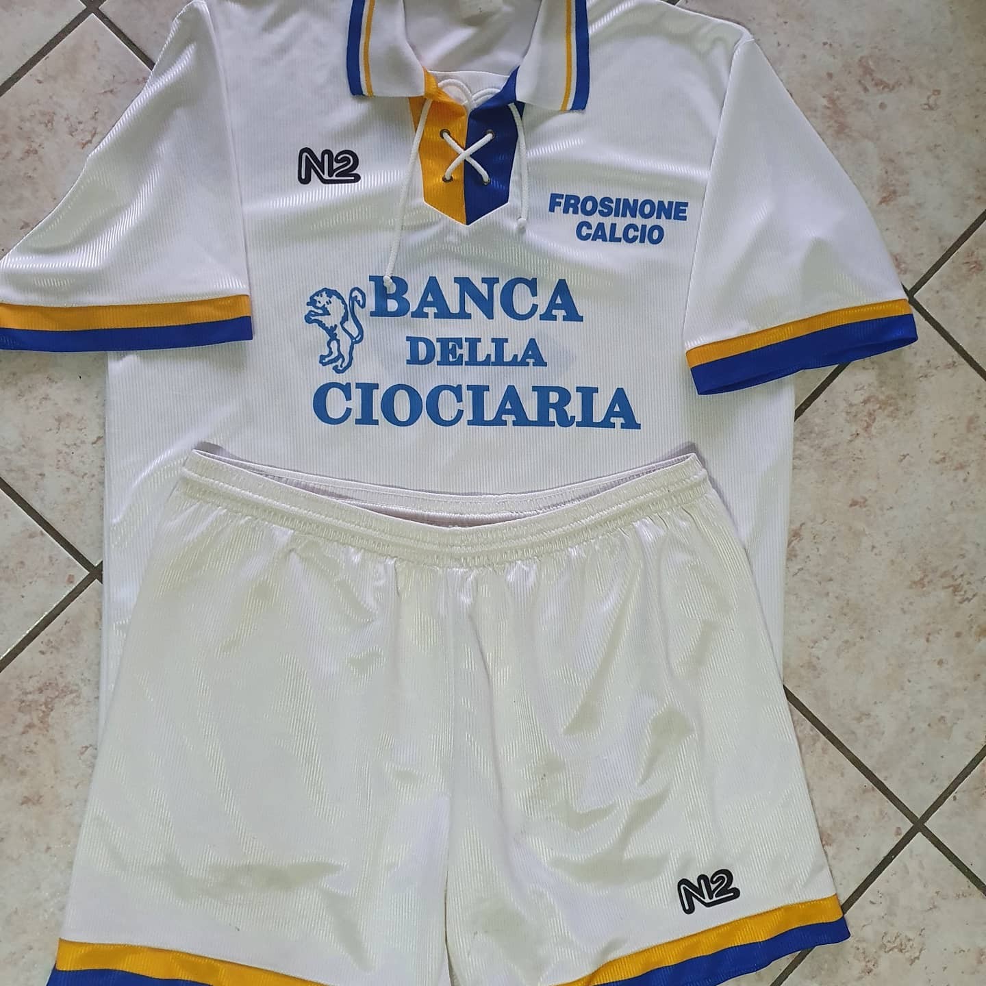 Frosinone 1998-99 Away Kit
