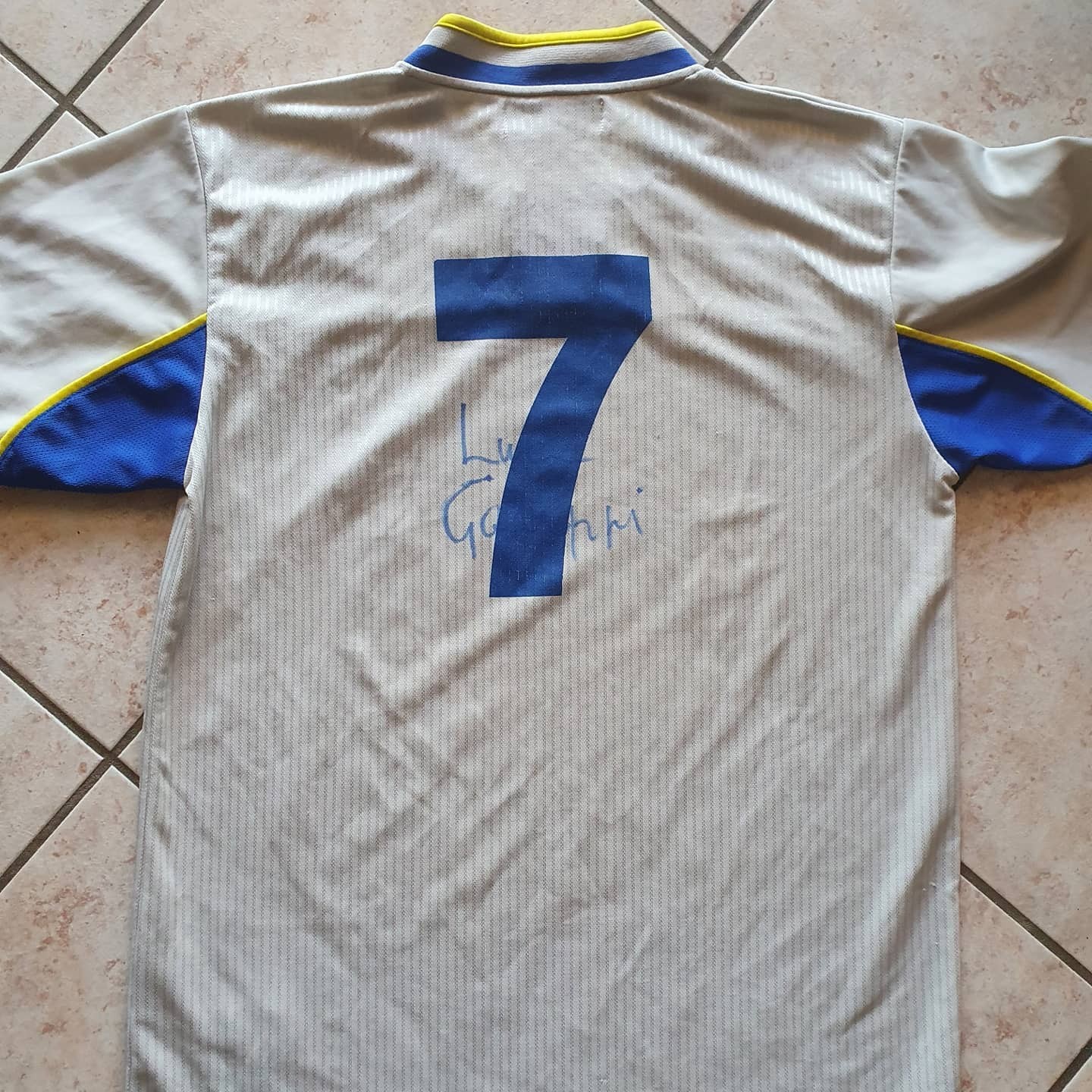 Frosinone 2003-04 Away Kit