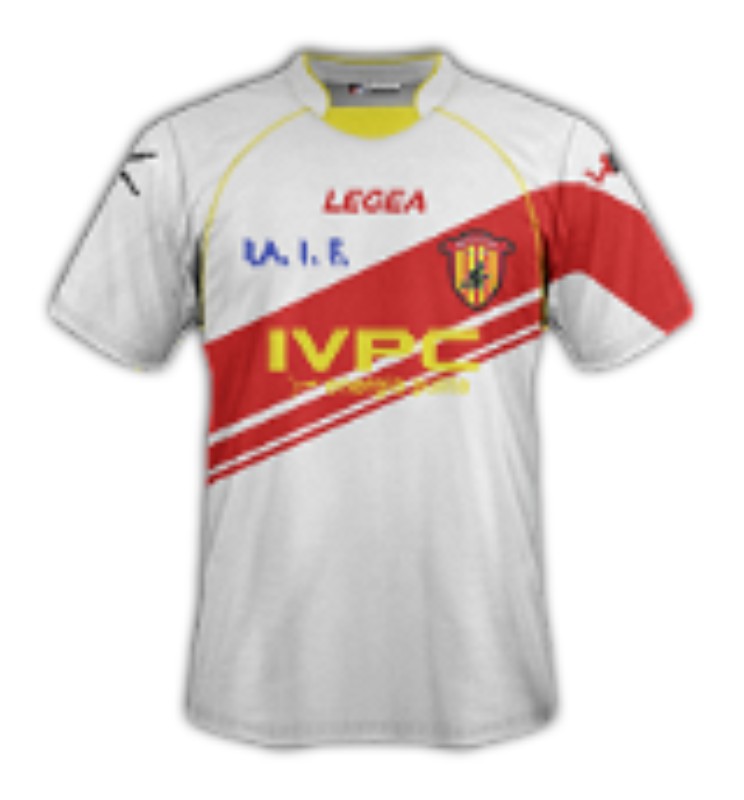 Benevento 2012-13 Away Kit