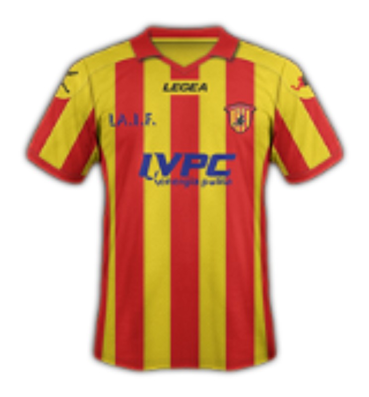 Benevento 2013-14 Home Kit