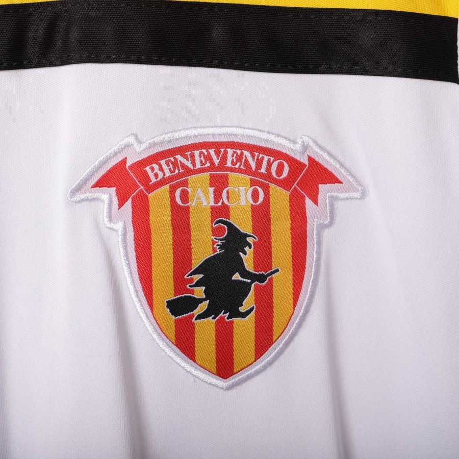 Benevento 2017-18 Away Kit