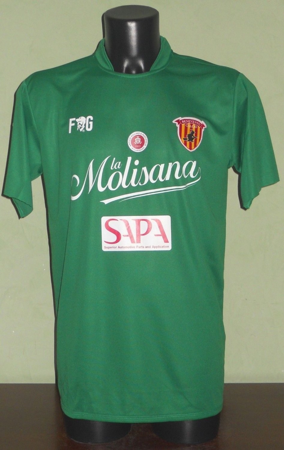 Benevento 2017-18 GK Kit
