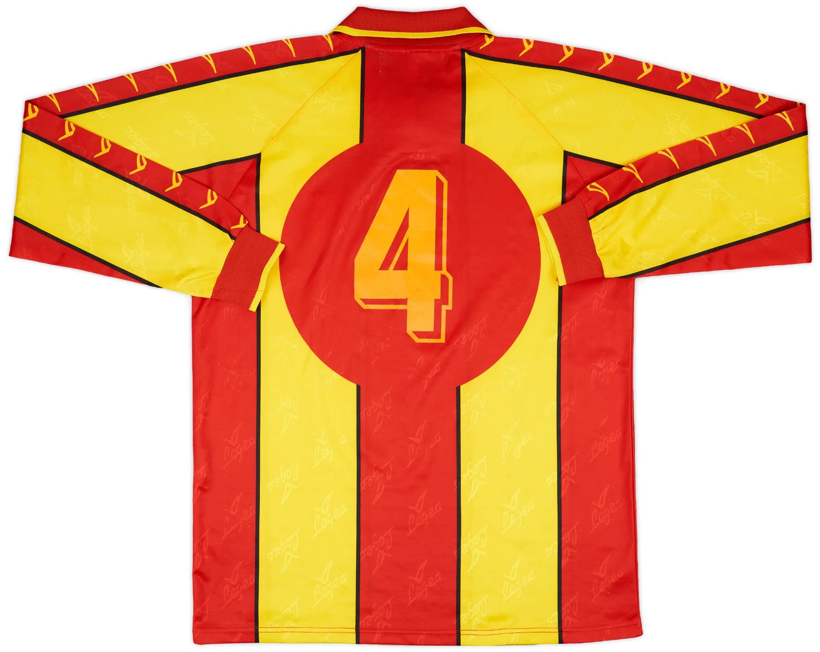 Benevento 2003-04 Home Kit