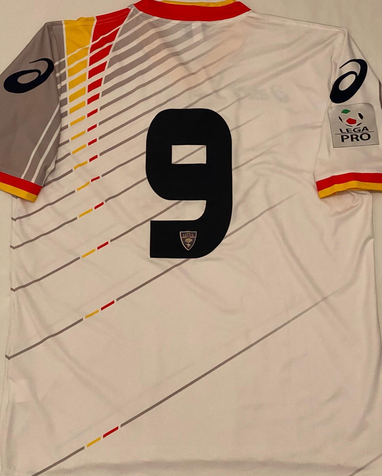 US Lecce 2012-13 Away Kit