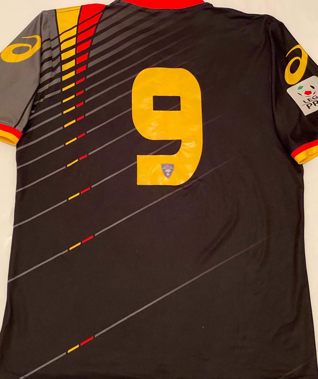 US Lecce 2012-13 Third Kit