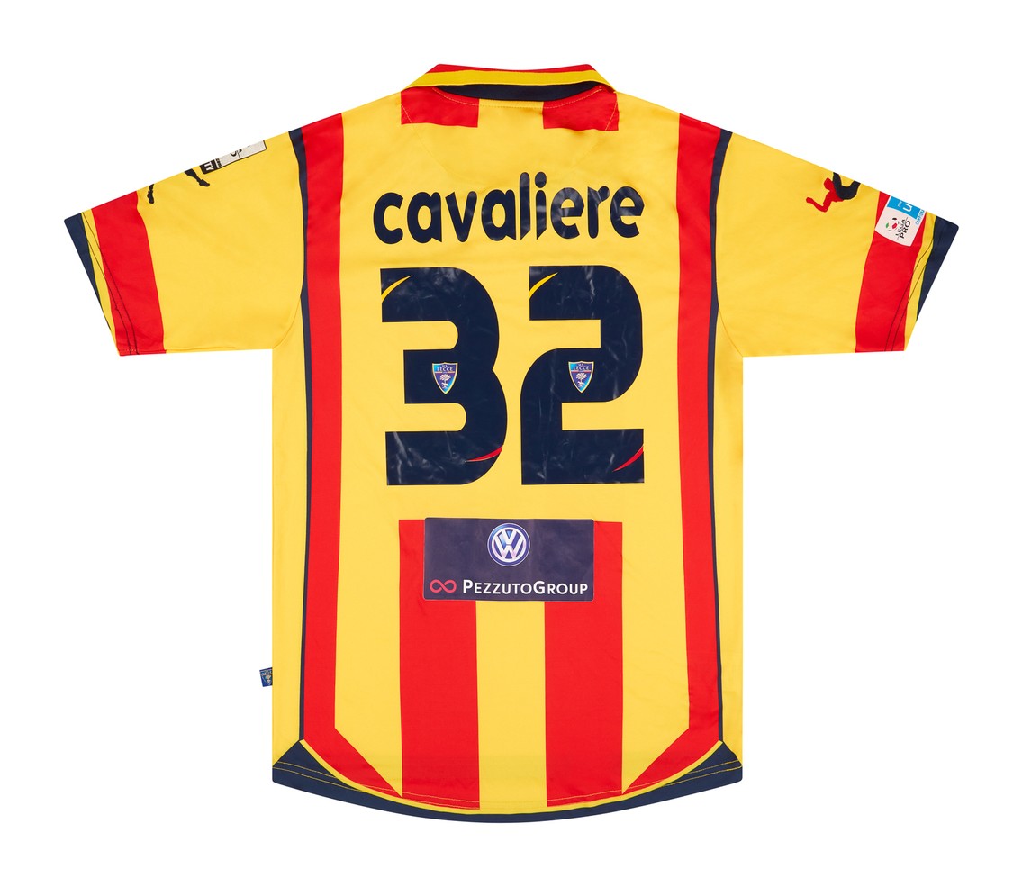 US Lecce 2016-17 Home Kit