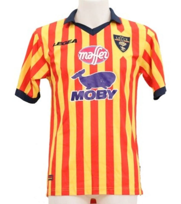 US Lecce 2017-18 Home Kit