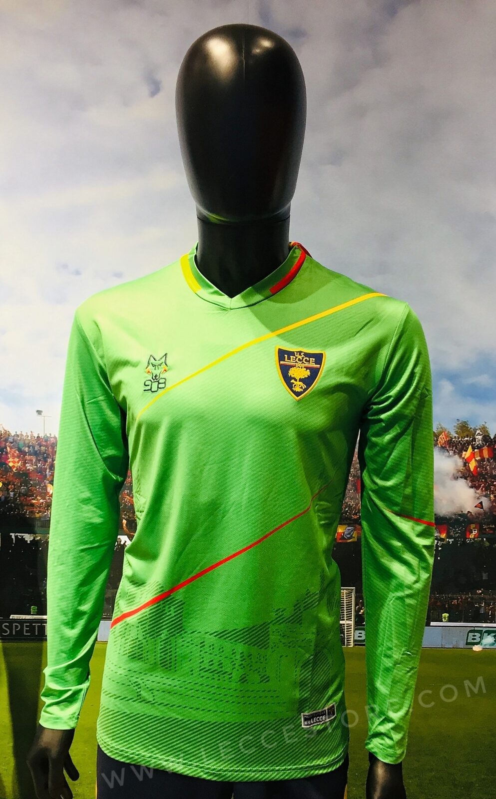 US Lecce 2018-19 GK 1 Kit
