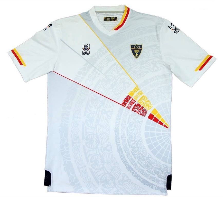 US Lecce 2021-22 Away Kit