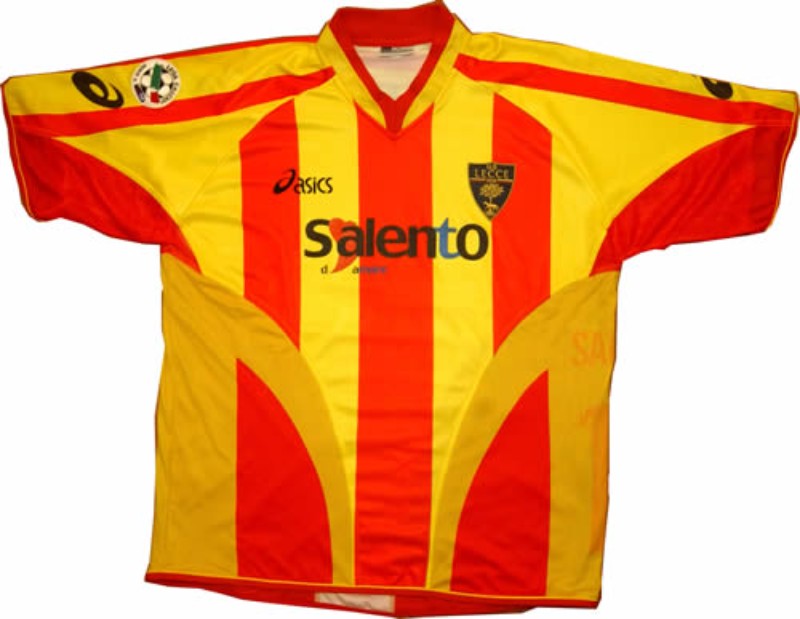 US Lecce 2004-05 Home Kit