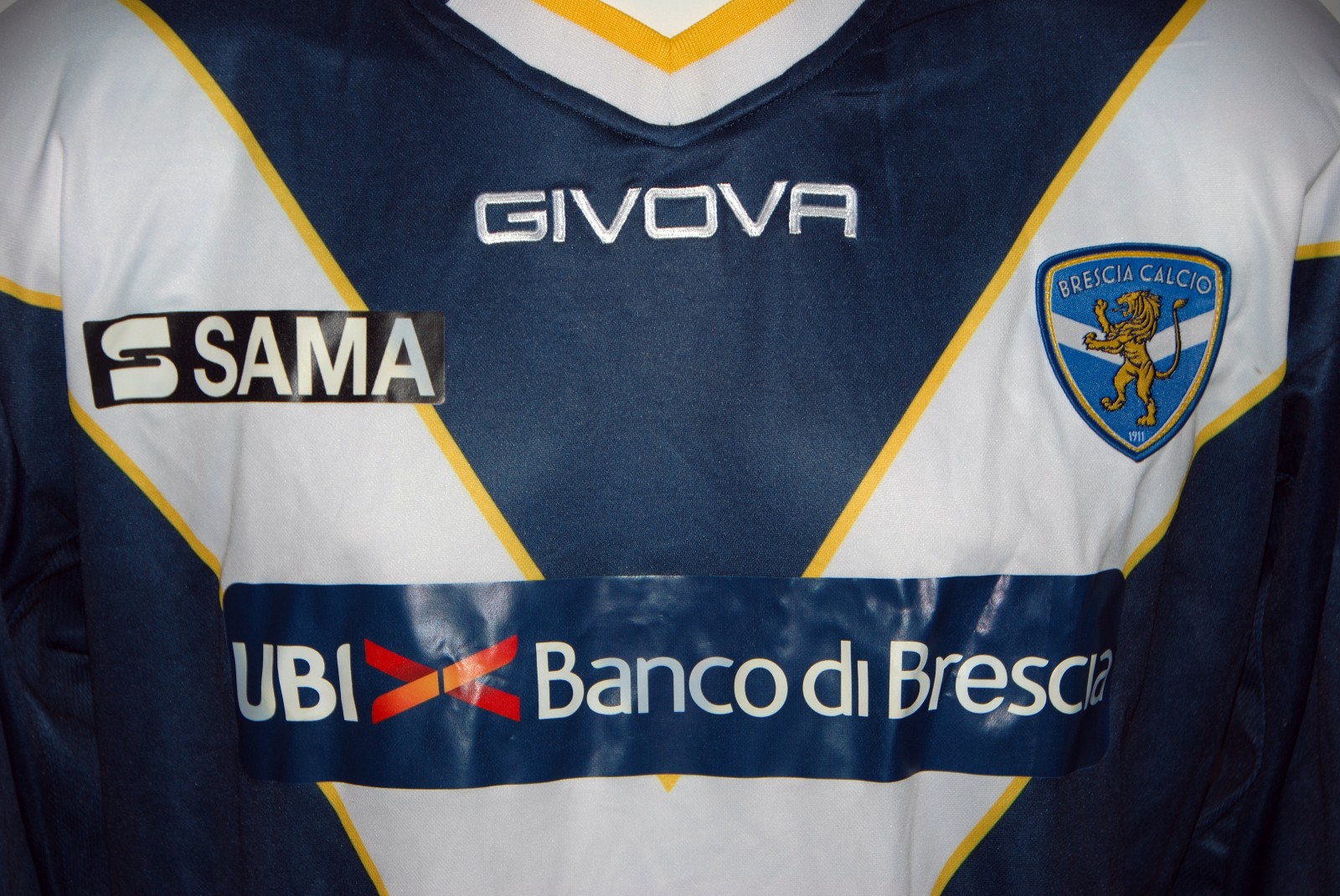Brescia Calcio 2012-13 Away Kit