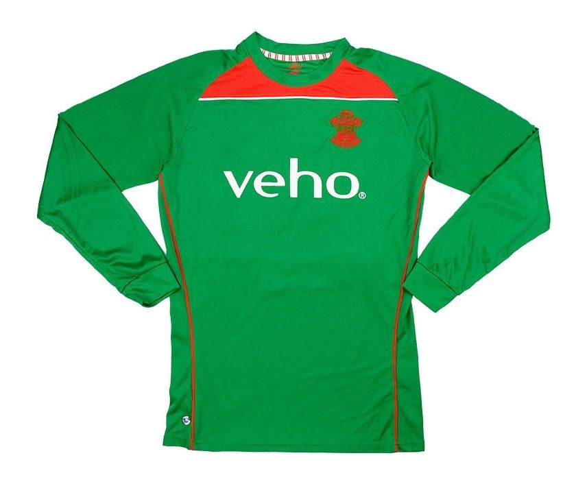 Southampton FC 2014-15 GK Home Kit