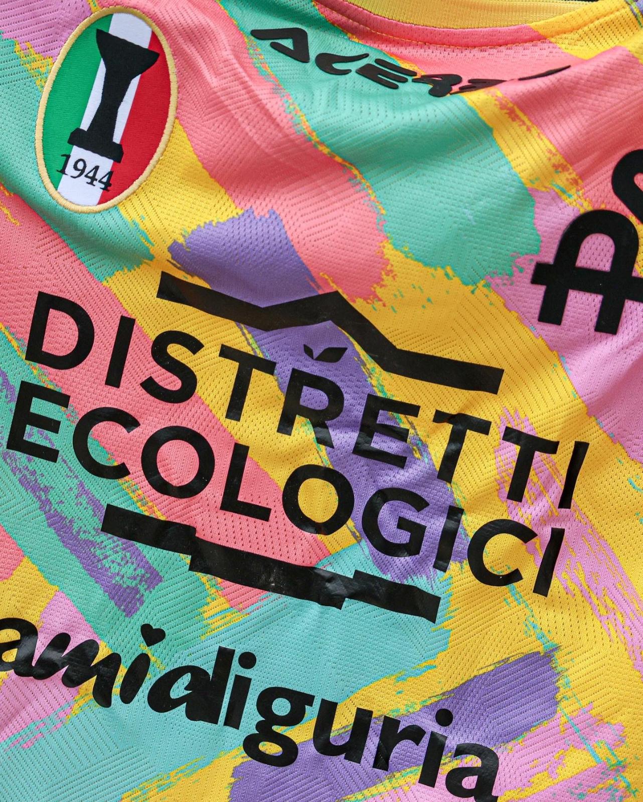 Spezia 2022-23 Third Kit