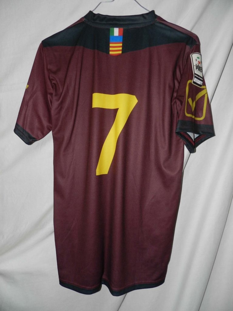 Salernitana 2013-14 Home Kit