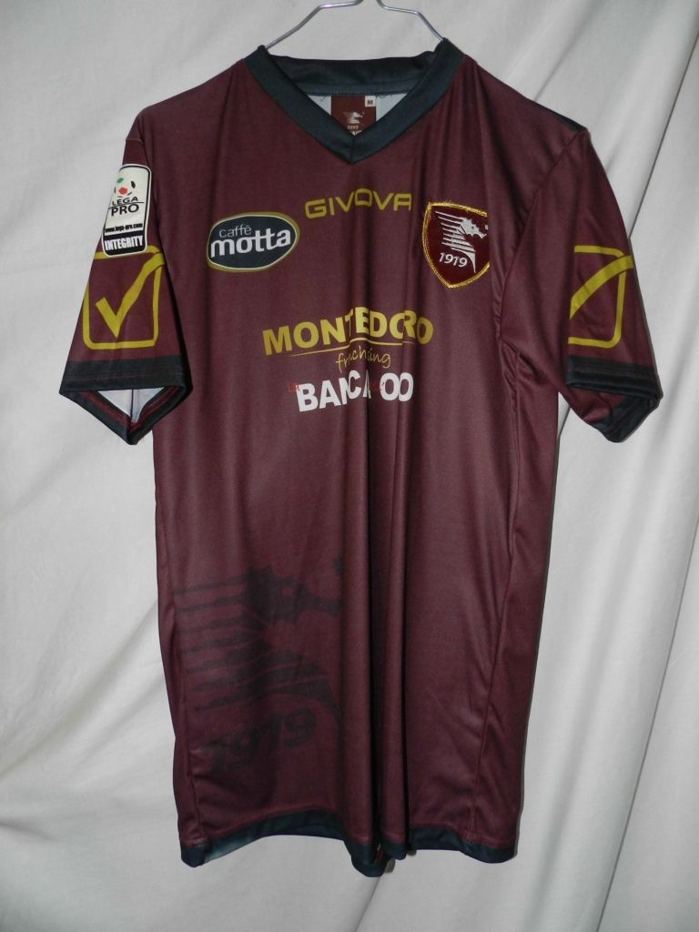 Salernitana 2013-14 Home Kit