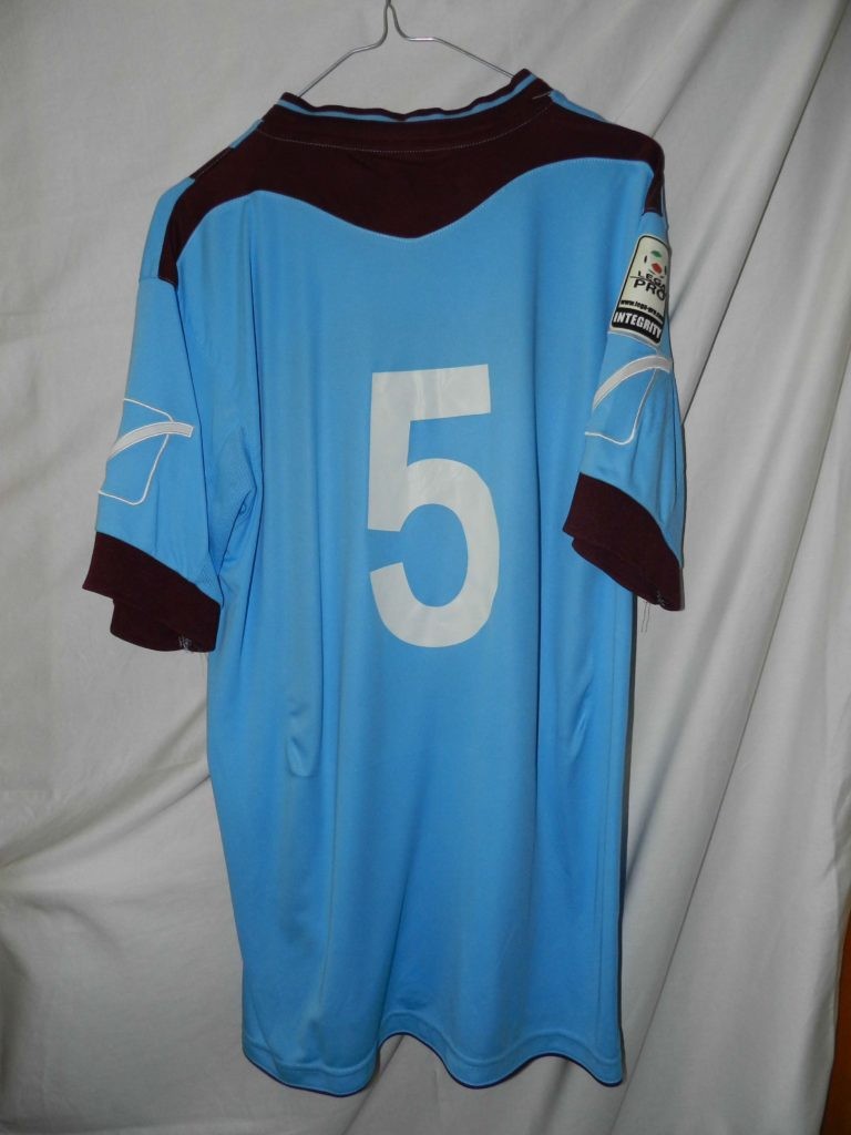 Salernitana 2013-14 Third Kit