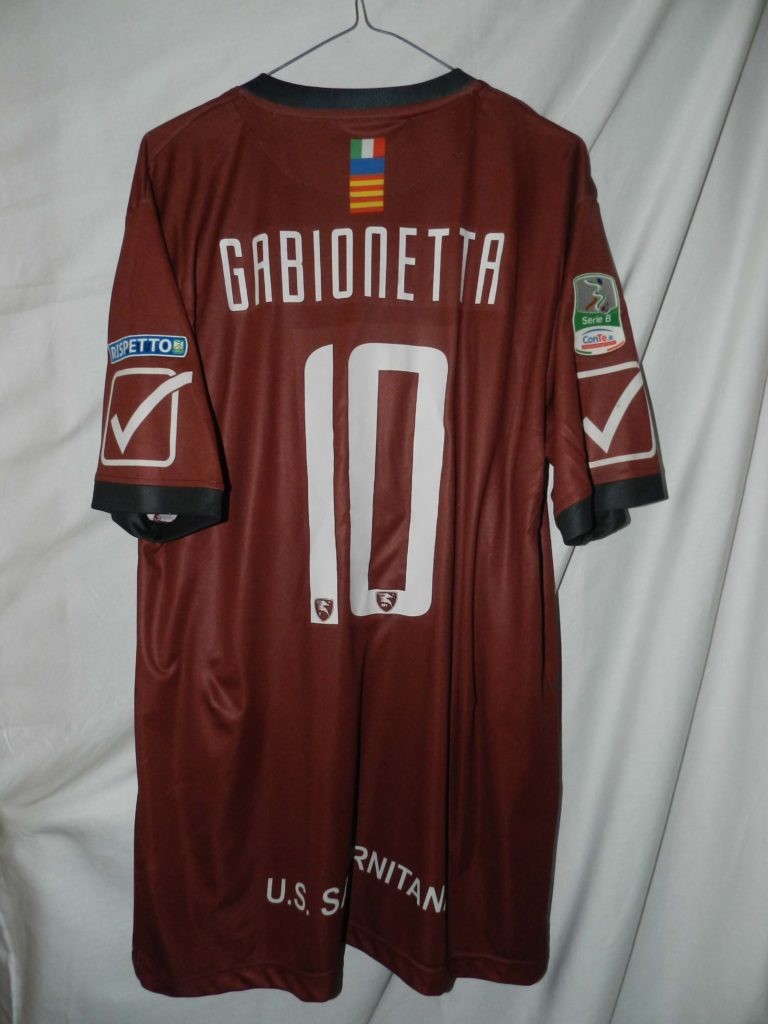Salernitana 2015-16 Home Kit