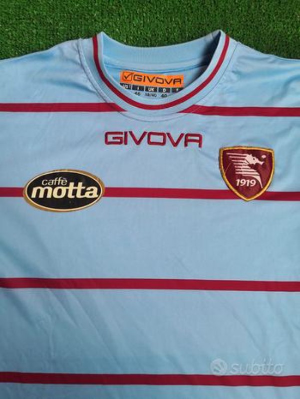 Salernitana 2015-16 Third Kit