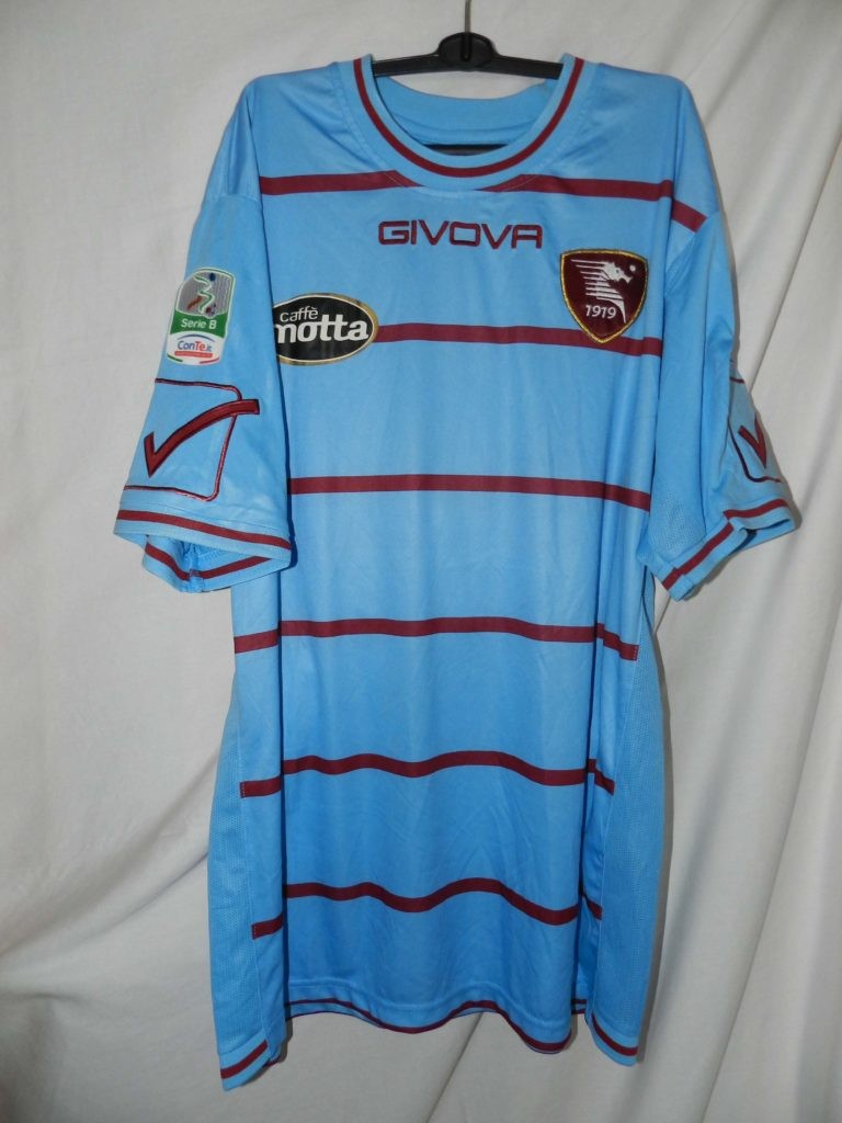 Salernitana 2015-16 Third Kit