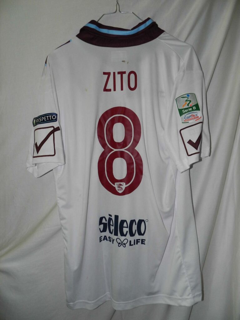 Salernitana 2017-18 Away Kit