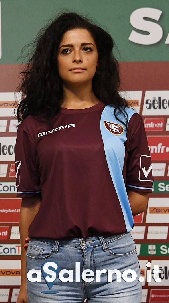 Salernitana 2018-19 Home Kit