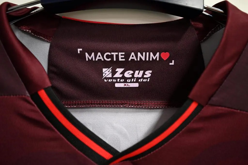 Salernitana 2022-23 Valentine's Day Kit