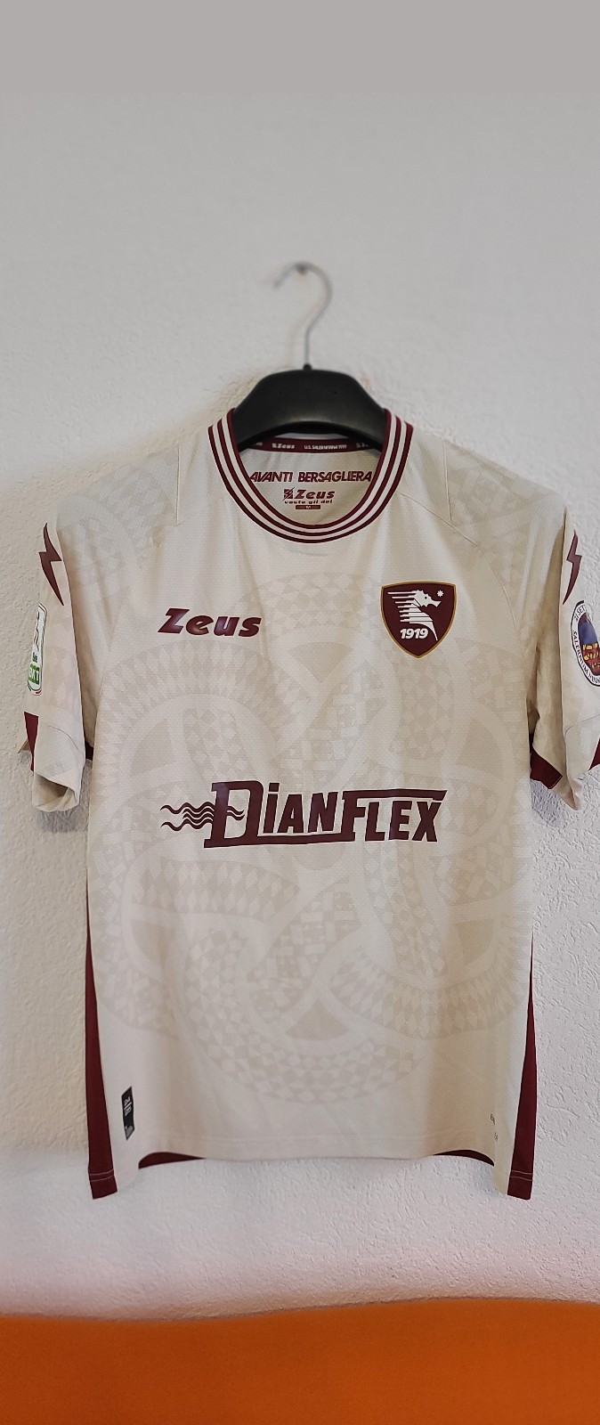 Salernitana 2024-25 Away Kit