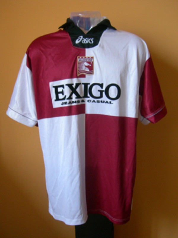 Salernitana 1998-99 Third Kit