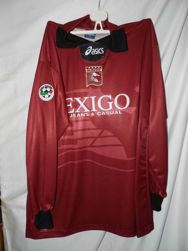 Salernitana 1998-99 Home 2 Kit