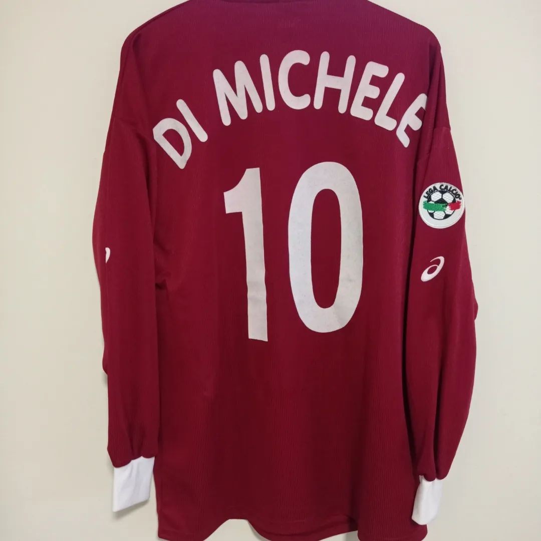 Salernitana 1999-00 Home Kit