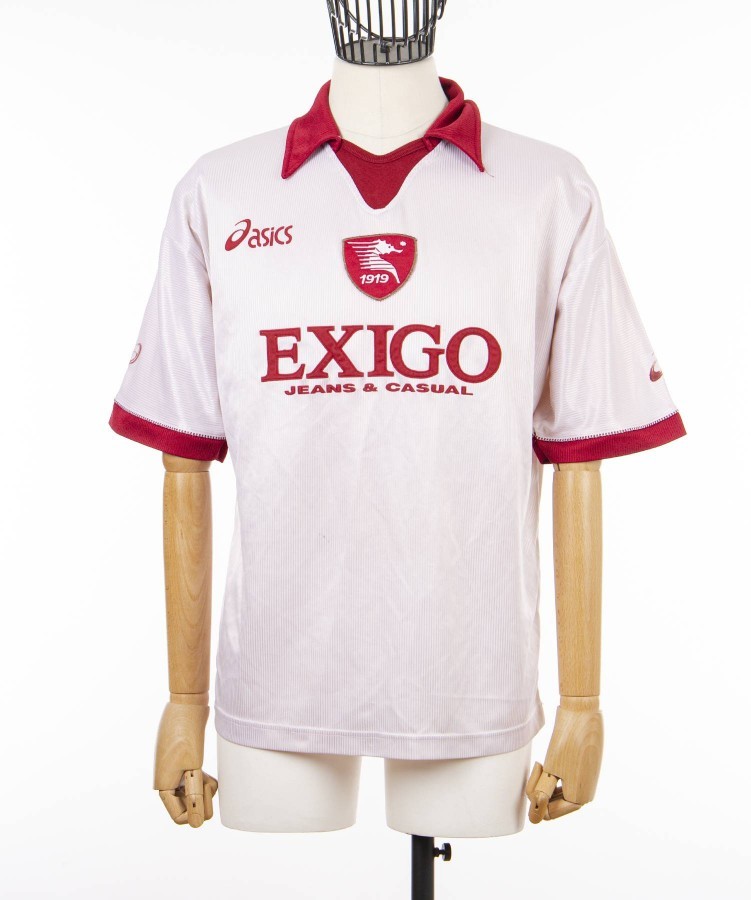 Salernitana 1999-00 Away Kit