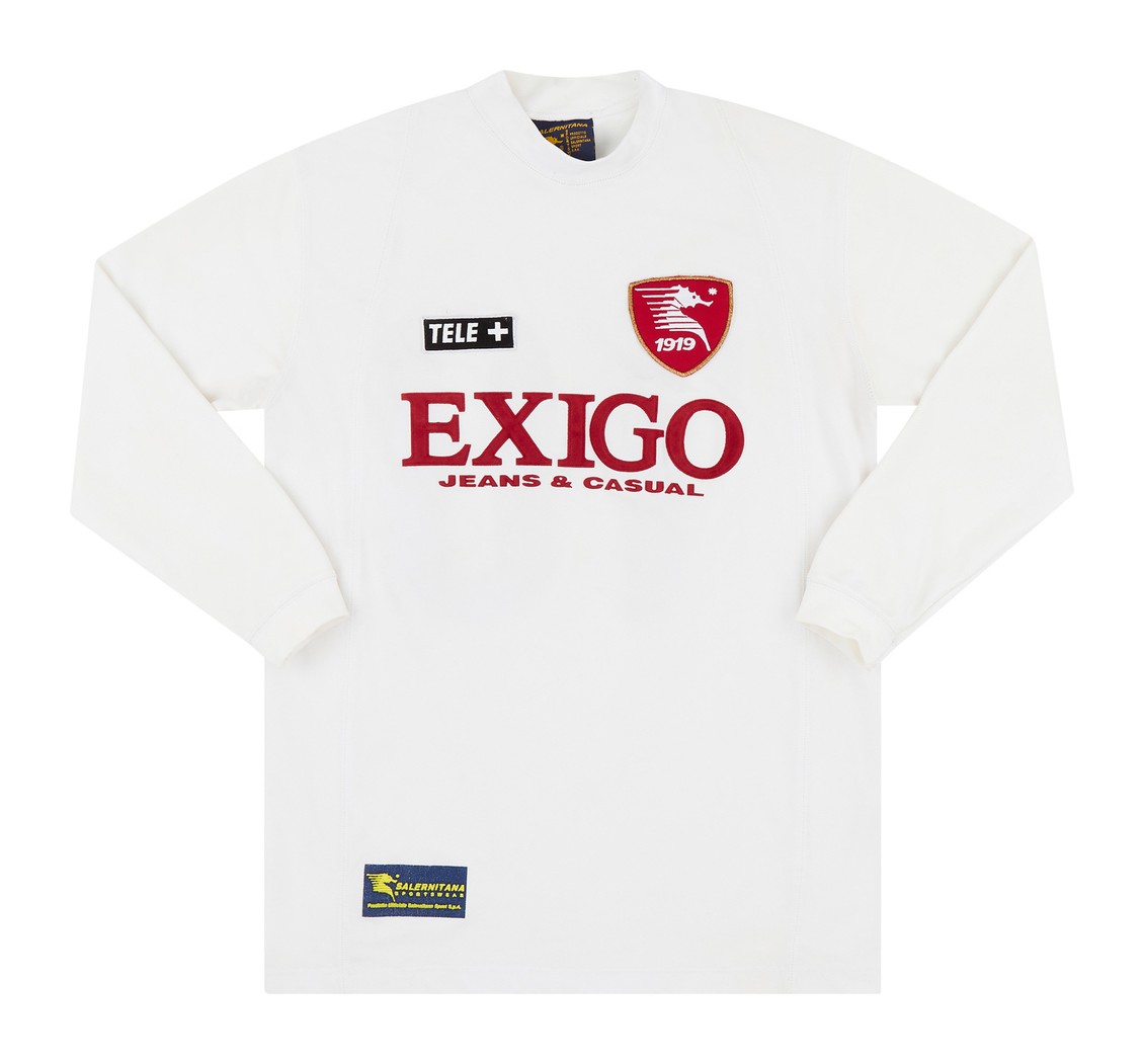 Salernitana 2000-01 Away Kit