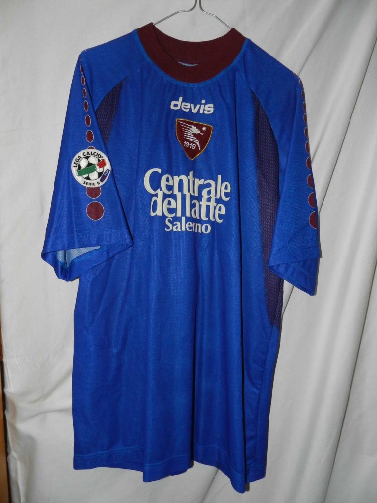 Salernitana 2003-04 Third Kit