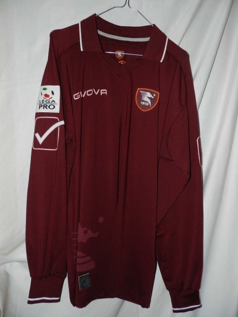 Salernitana 2010-11 Home Kit