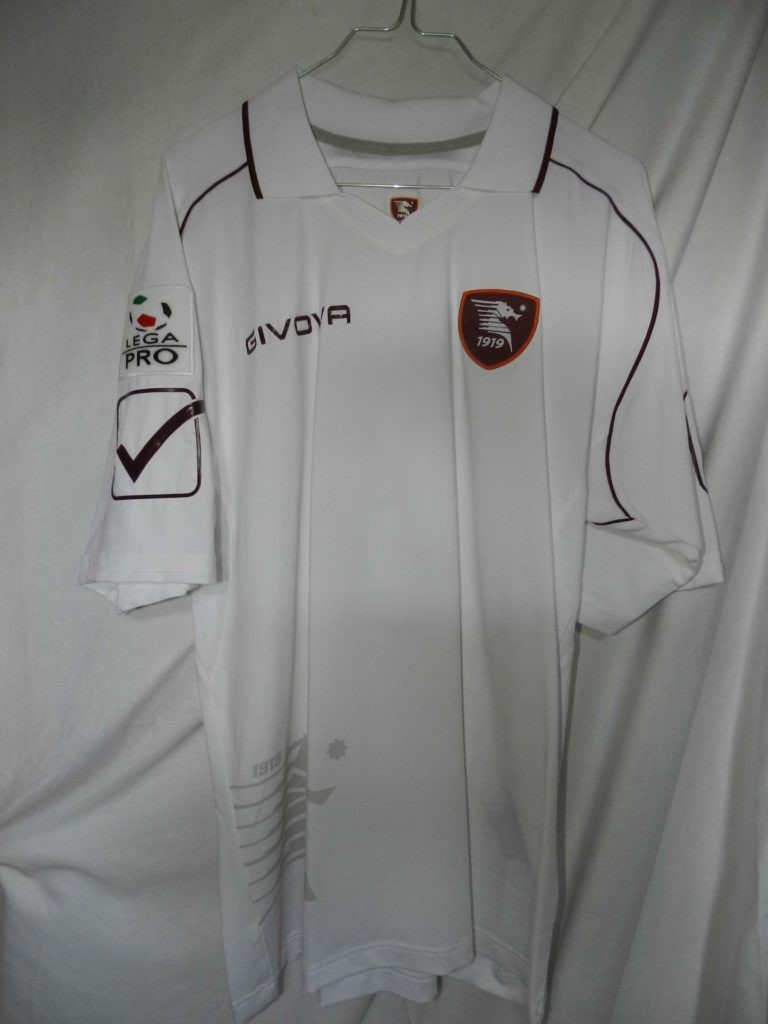 Salernitana 2010-11 Away Kit