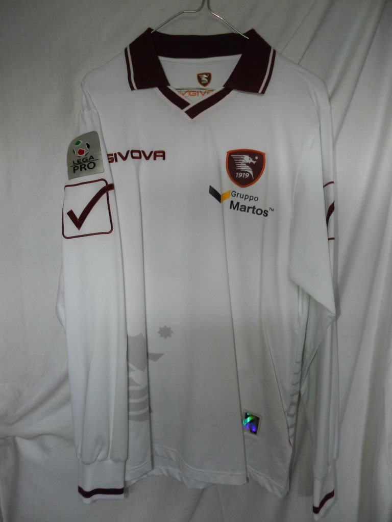 Salernitana 2010-11 Away 2 Kit