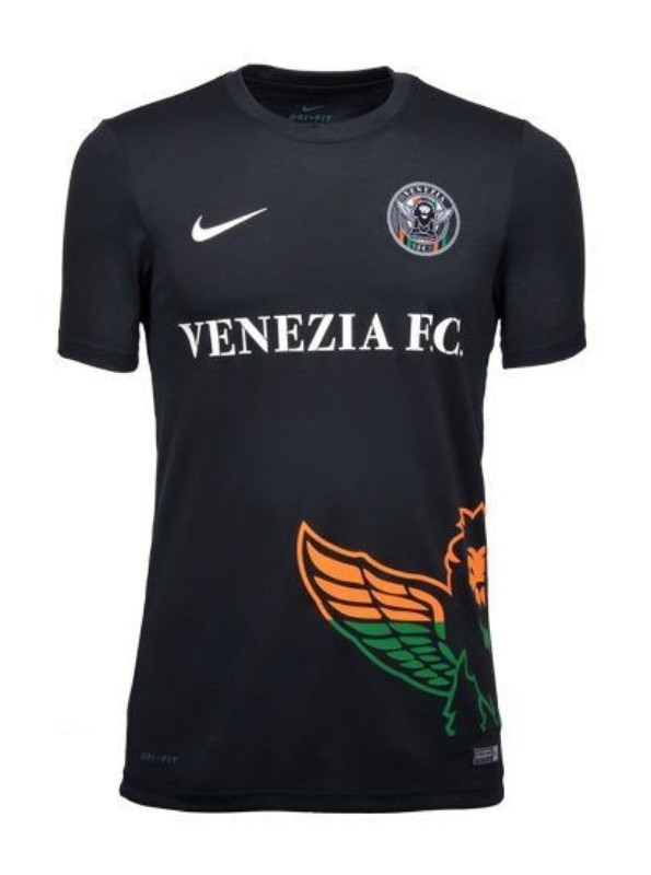 Venezia FC 2016-17 Home Kit