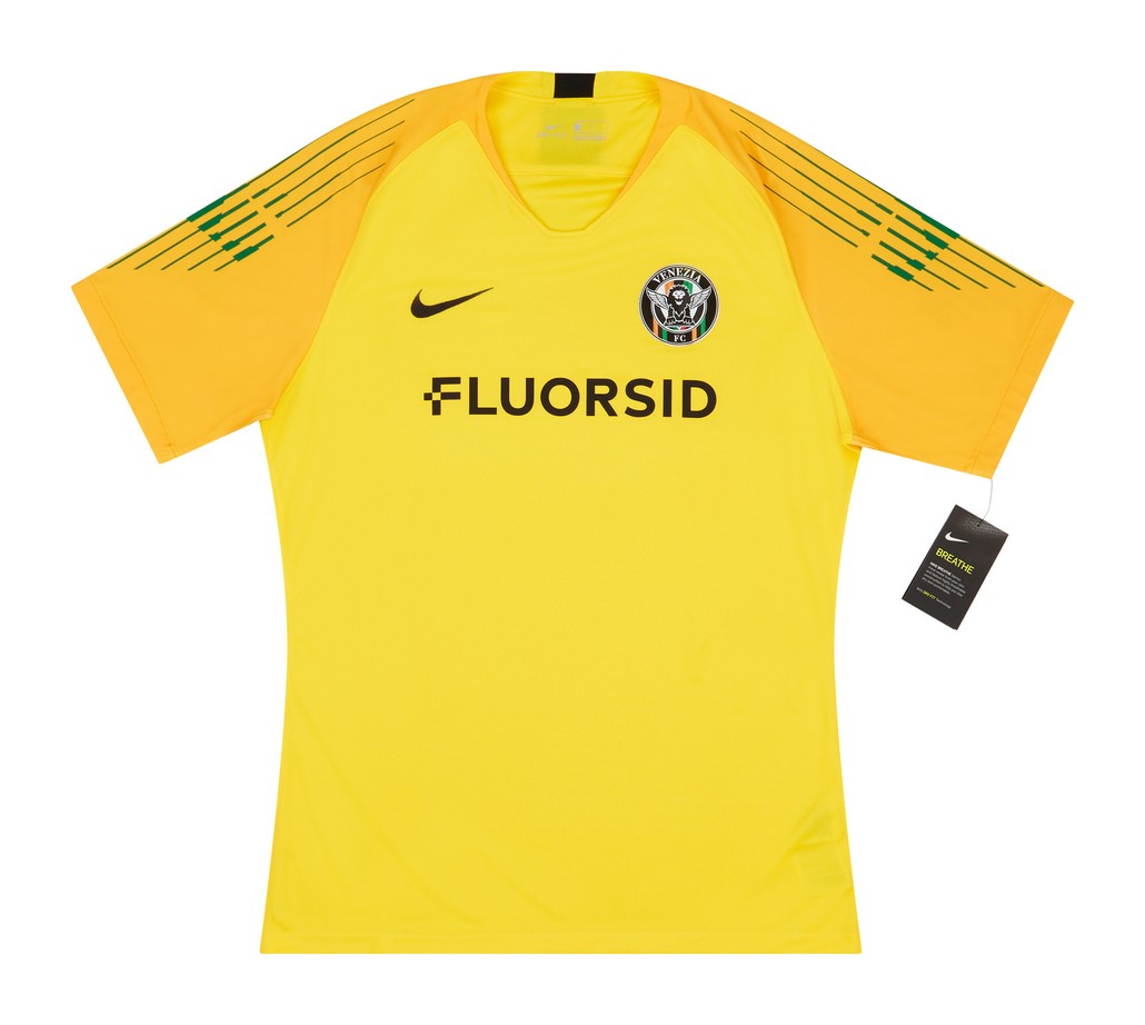 Venezia FC 2019-20 GK 2 Kit