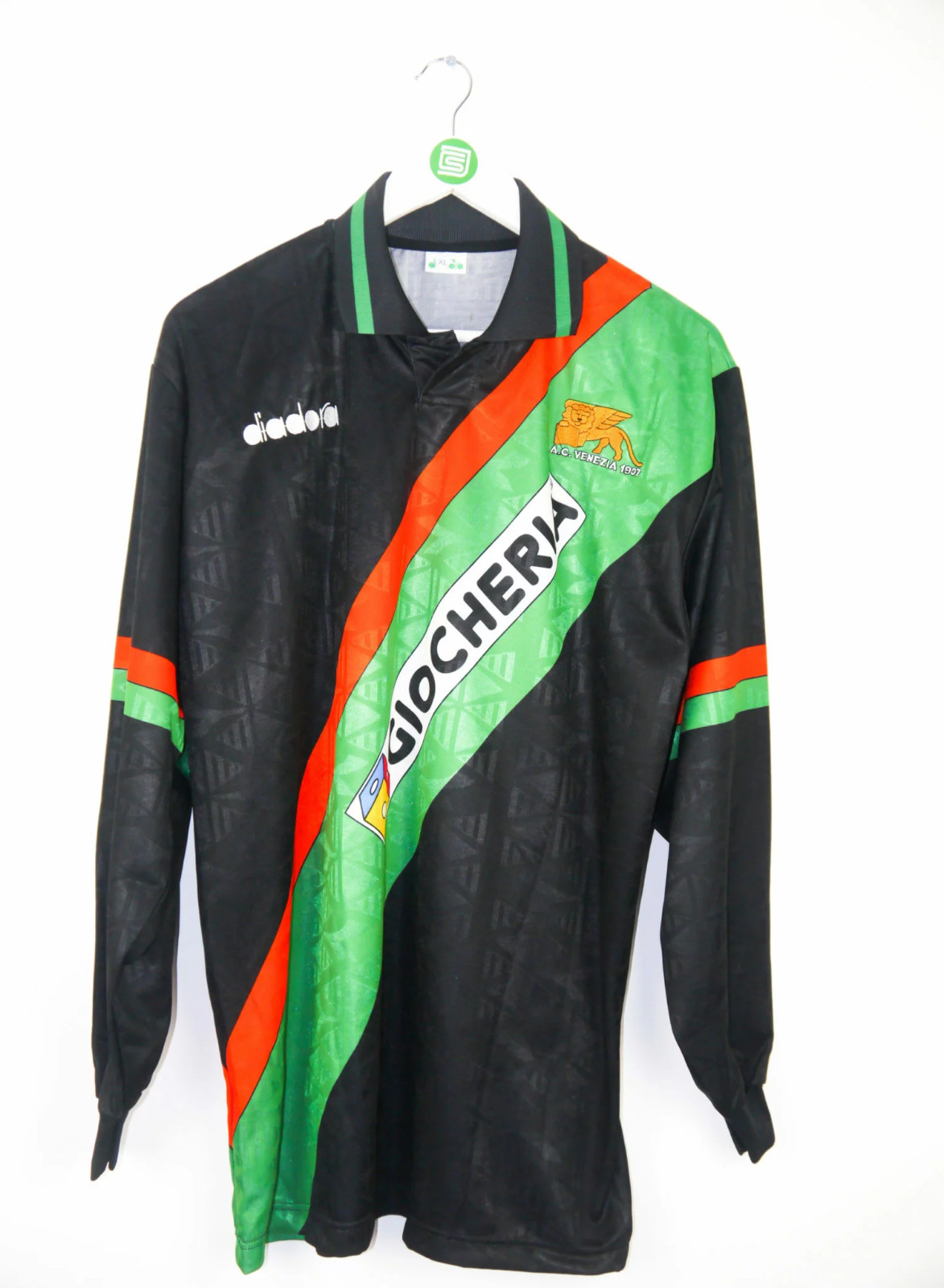 AC Venezia 1992-93 Home Kit