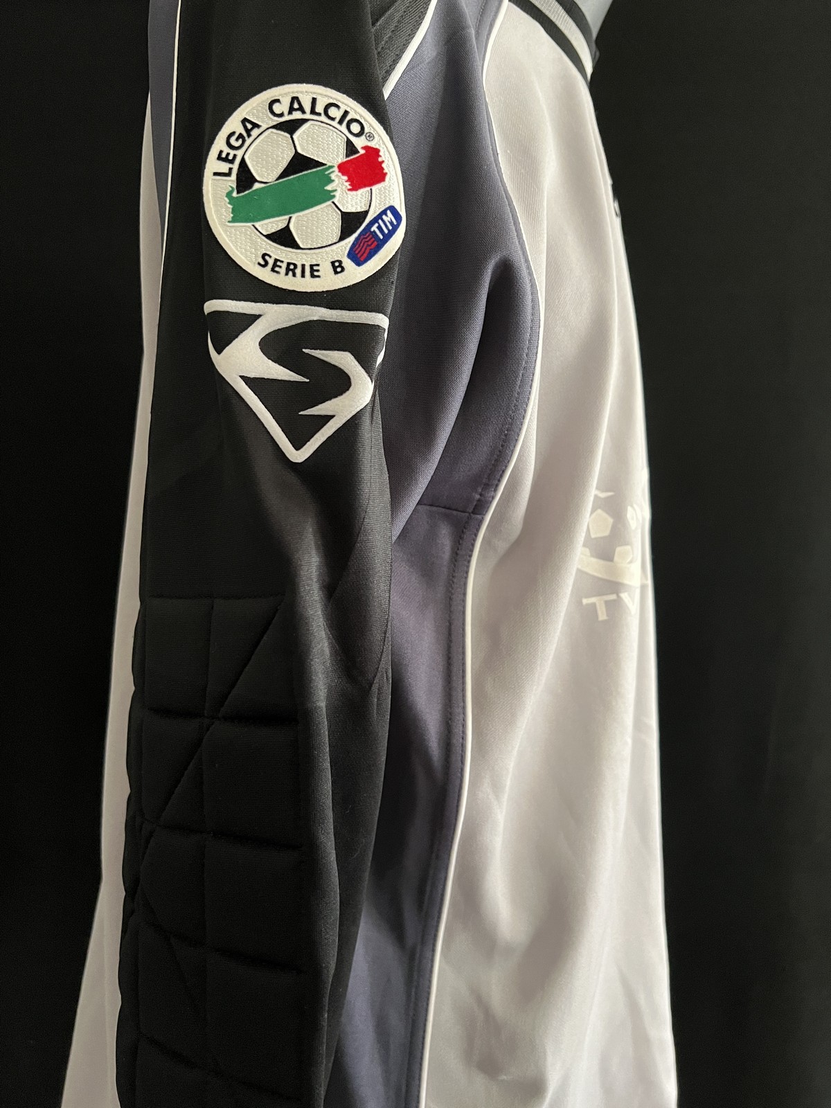 AC Venezia 2003-04 GK Home Kit
