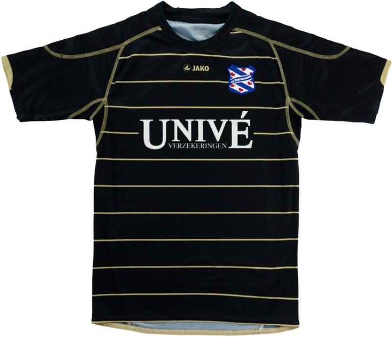 sc Heerenveen 2010-11 Away Kit