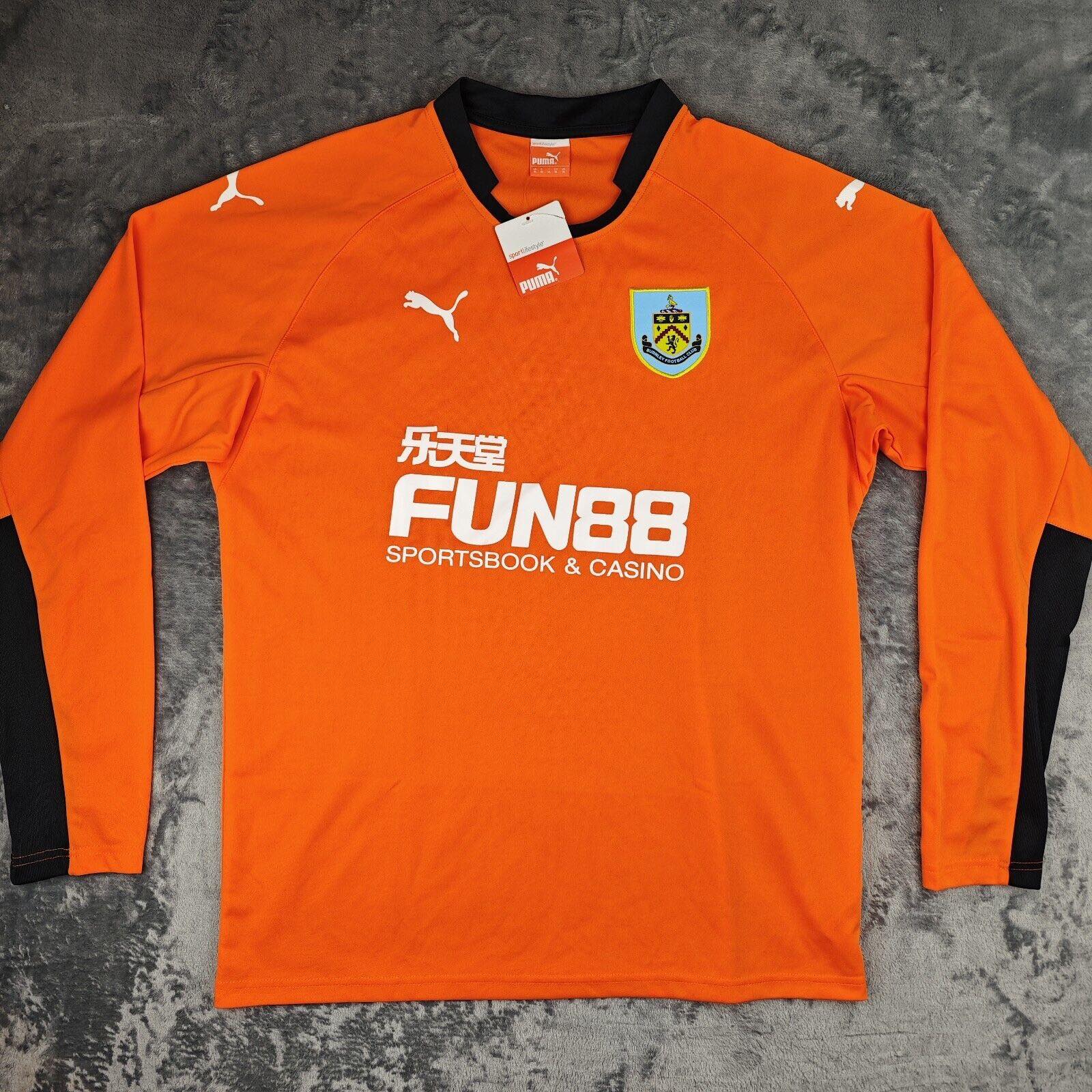 Burnley FC 2014-15 GK 2 Kit