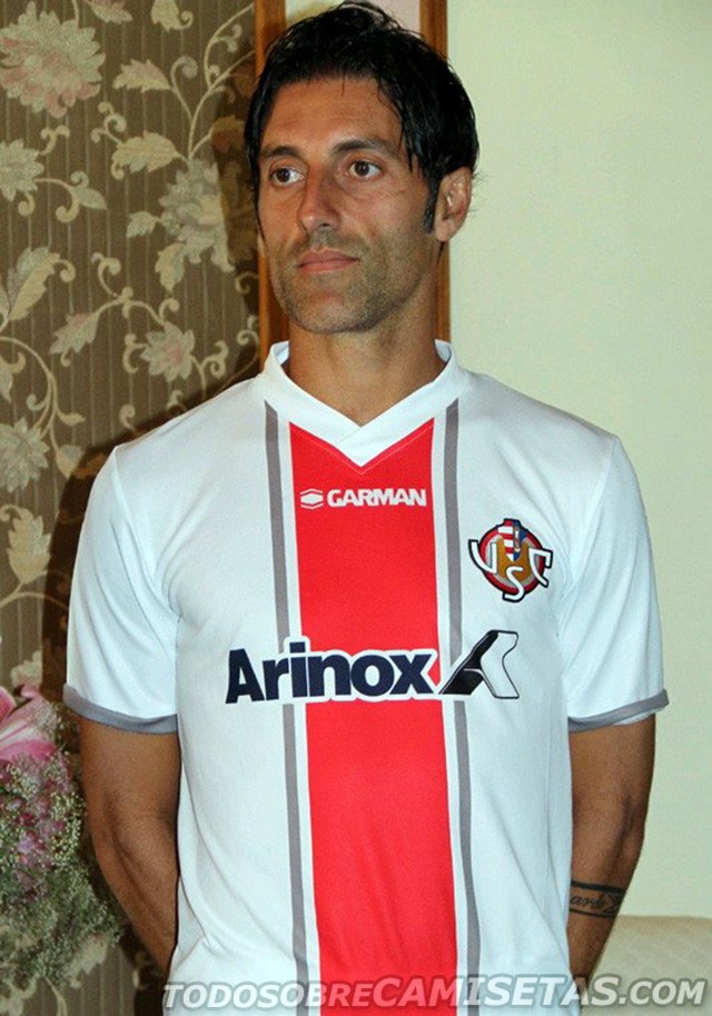 US Cremonese 2017-18 Away Kit