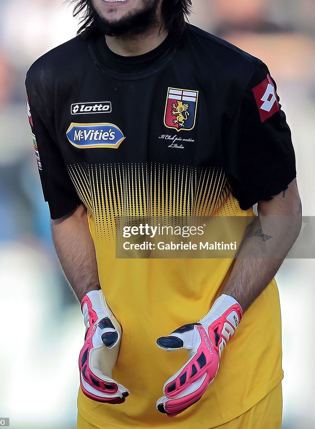 Genoa CFC 2014-15 GK Away Kit